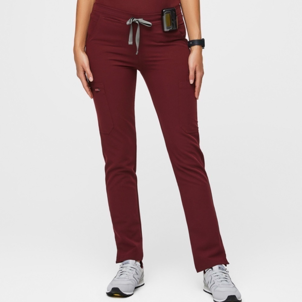 Figs Yola skinny pant scrub bottoms women’s small NWT burgundy